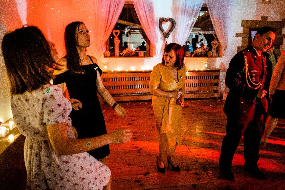 DJ Miki / Valašská svatba Žanety a Zdenka