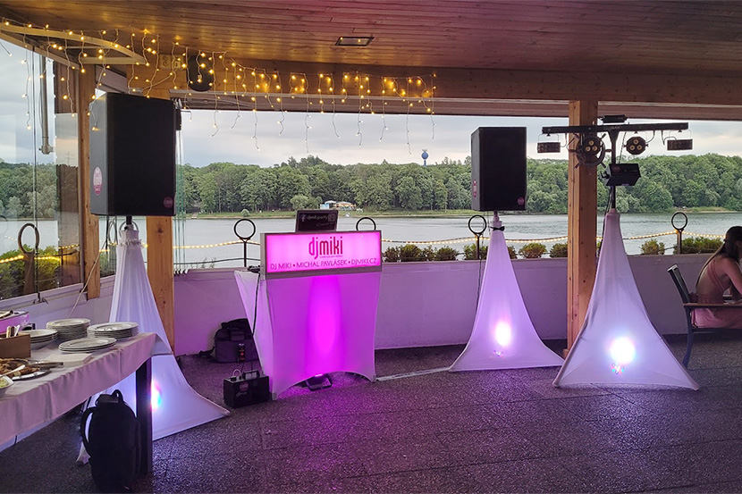 DJ Miki / Připraveno na svatbu Izabely a Romana, Jaškovská krčma. Těrlicko