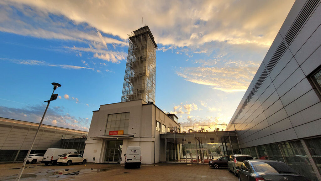 DJ Miki / Velká oslava 2x 50 Brno BVV