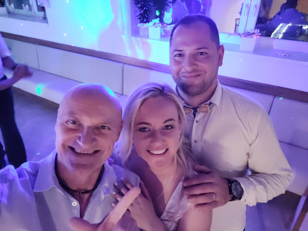 DJ Miki bavil hosty na svatbě Petry a Tomáše